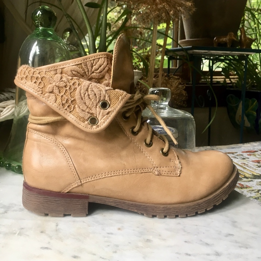 Rock and Candy boots by Zigi